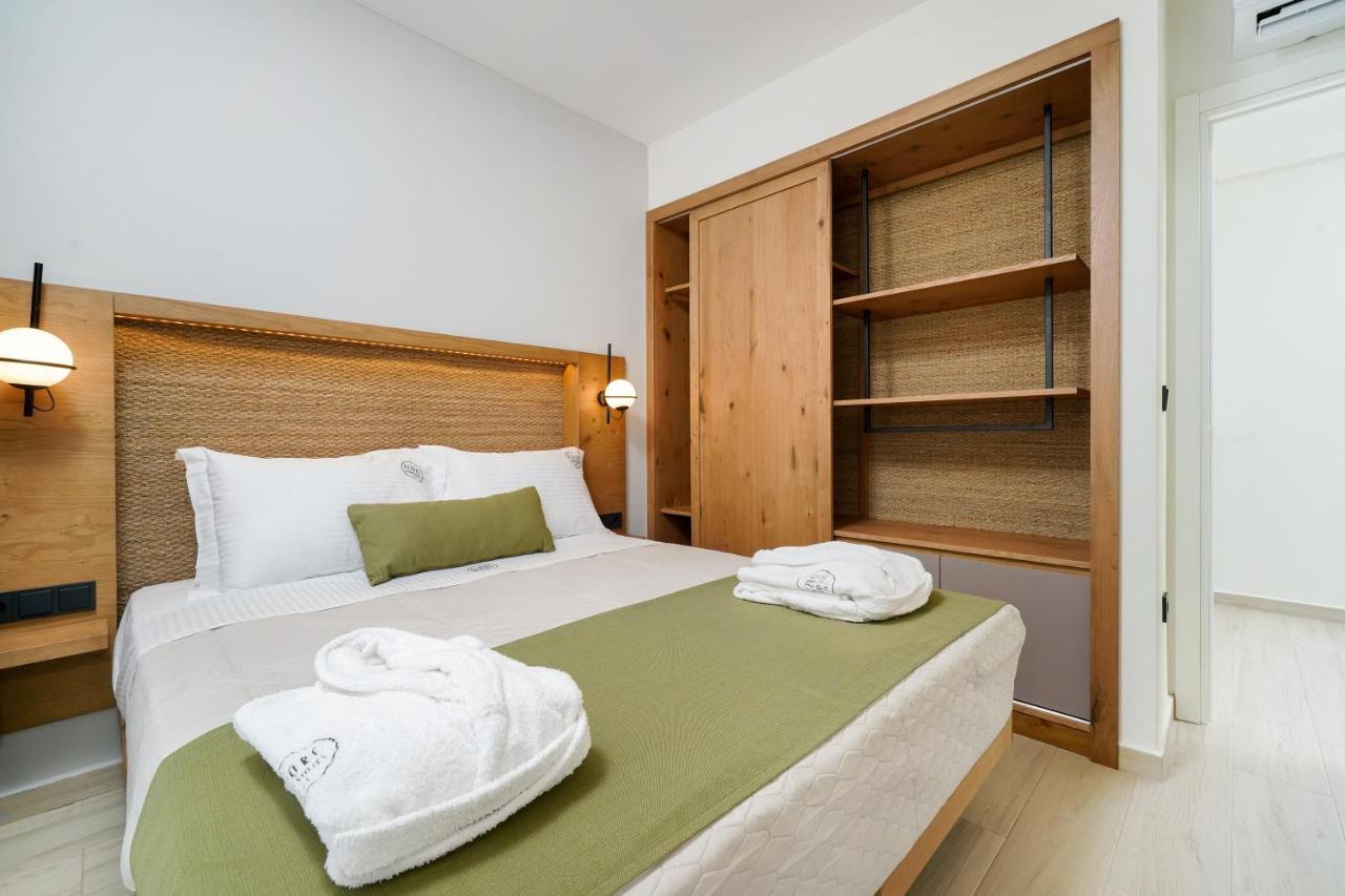 Azzure Luxury Suites Potos Exterior foto